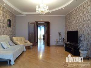 4-к квартира, вторичка, 130м2, 10/16 этаж