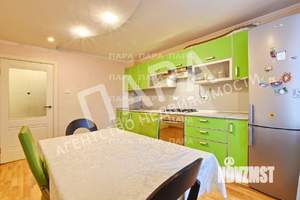 3-к квартира, вторичка, 96м2, 9/10 этаж