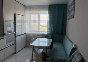 2-к квартира, вторичка, 61м2, 12/17 этаж