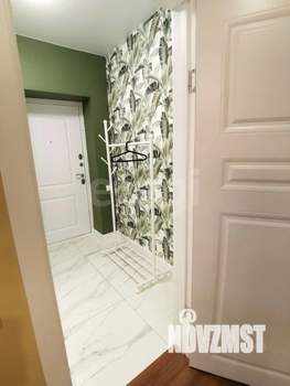 Студия квартира, вторичка, 42м2, 1/4 этаж