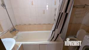 2-к квартира, вторичка, 42м2, 8/9 этаж