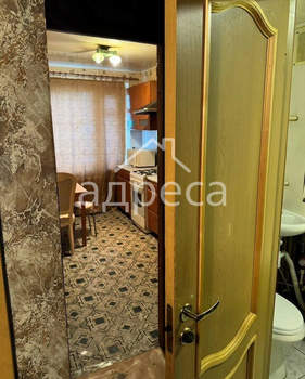 3-к квартира, вторичка, 60м2, 1/9 этаж