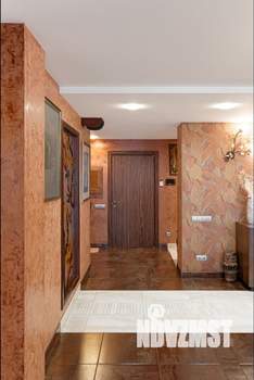 4-к квартира, вторичка, 172м2, 8/8 этаж