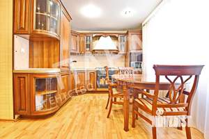 2-к квартира, вторичка, 103м2, 4/10 этаж
