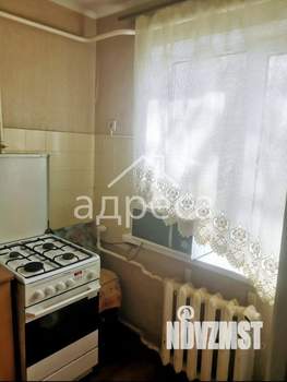3-к квартира, вторичка, 58м2, 5/5 этаж