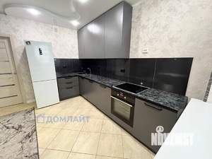 2-к квартира, вторичка, 65м2, 1/18 этаж