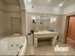 3-к квартира, вторичка, 140м2, 2/11 этаж