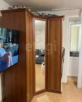 2-к квартира, вторичка, 54м2, 1/9 этаж