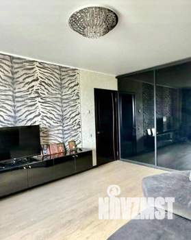 2-к квартира, вторичка, 56м2, 4/10 этаж