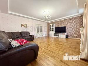 3-к квартира, вторичка, 110м2, 8/9 этаж