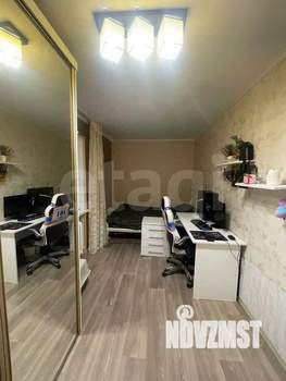 2-к квартира, вторичка, 42м2, 1/4 этаж