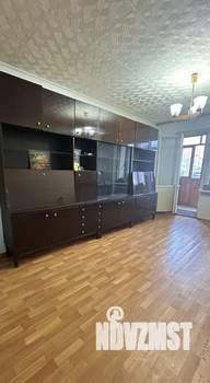 3-к квартира, вторичка, 63м2, 1/5 этаж