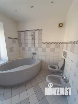 5-к квартира, вторичка, 131м2, 4/6 этаж