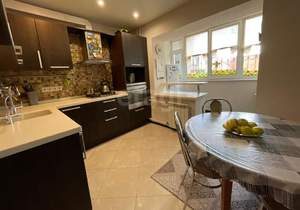 3-к квартира, вторичка, 74м2, 1/10 этаж