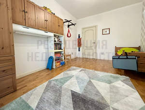 3-к квартира, вторичка, 110м2, 8/9 этаж