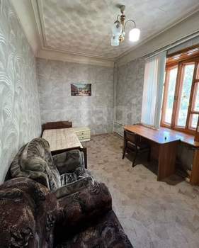 3-к квартира, вторичка, 65м2, 2/2 этаж