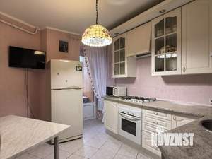 3-к квартира, вторичка, 70м2, 2/10 этаж