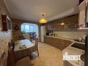 2-к квартира, вторичка, 72м2, 9/18 этаж