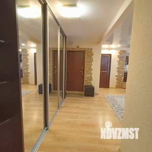 3-к квартира, вторичка, 80м2, 9/17 этаж
