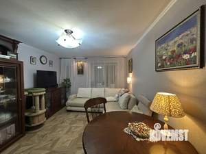 2-к квартира, вторичка, 64м2, 4/10 этаж