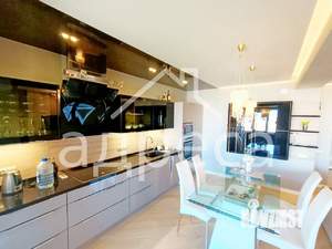 3-к квартира, вторичка, 120м2, 23/25 этаж