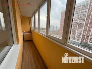 Студия квартира, вторичка, 34м2, 6/18 этаж