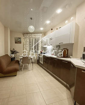 2-к квартира, вторичка, 70м2, 19/19 этаж