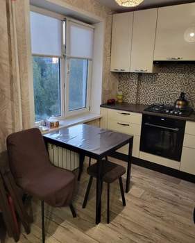 4-к квартира, вторичка, 94м2, 7/9 этаж