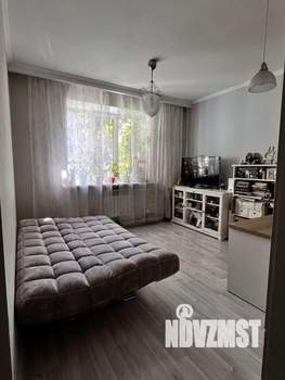 2-к квартира, вторичка, 53м2, 1/4 этаж