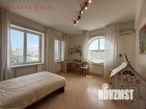 3-к квартира, вторичка, 140м2, 10/10 этаж