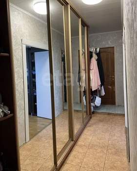 3-к квартира, вторичка, 64м2, 9/9 этаж