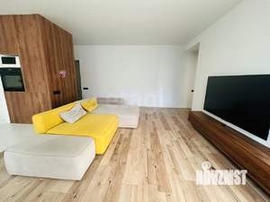 2-к квартира, вторичка, 65м2, 15/18 этаж