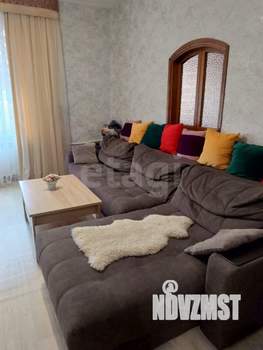 3-к квартира, вторичка, 82м2, 1/2 этаж