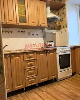 2-к квартира, вторичка, 50м2, 5/5 этаж