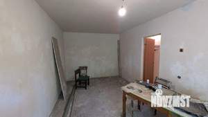2-к квартира, вторичка, 43м2, 1/9 этаж