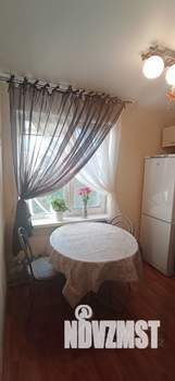 2-к квартира, вторичка, 37м2, 5/5 этаж