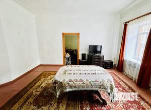 3-к квартира, вторичка, 88м2, 1/3 этаж