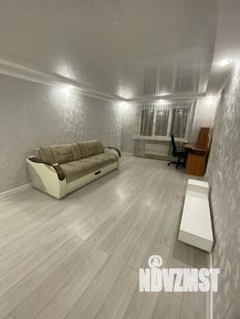 2-к квартира, вторичка, 52м2, 1/4 этаж