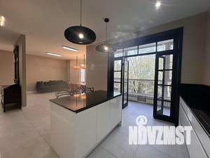 3-к квартира, вторичка, 104м2, 3/4 этаж