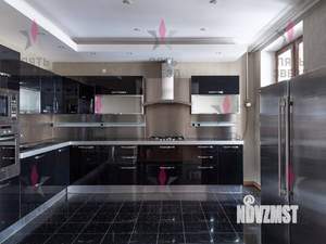 4-к квартира, вторичка, 183м2, 2/7 этаж