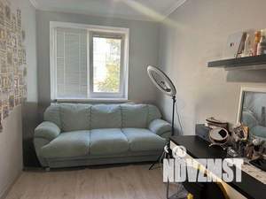 3-к квартира, вторичка, 68м2, 1/3 этаж