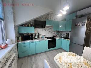 2-к квартира, вторичка, 60м2, 4/4 этаж