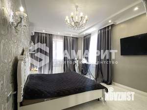 3-к квартира, вторичка, 100м2, 2/4 этаж