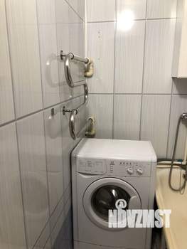 2-к квартира, вторичка, 52м2, 1/5 этаж