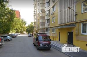 2-к квартира, вторичка, 54м2, 1/9 этаж