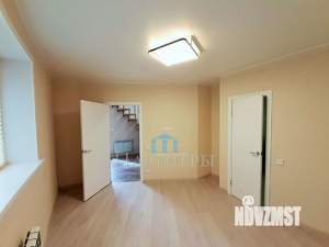 2-к квартира, вторичка, 91м2, 1/4 этаж