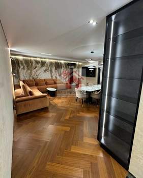 4-к квартира, вторичка, 139м2, 16/24 этаж