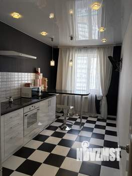 2-к квартира, вторичка, 70м2, 11/11 этаж