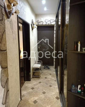 2-к квартира, вторичка, 53м2, 1/4 этаж