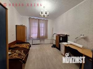 2-к квартира, вторичка, 58м2, 1/4 этаж